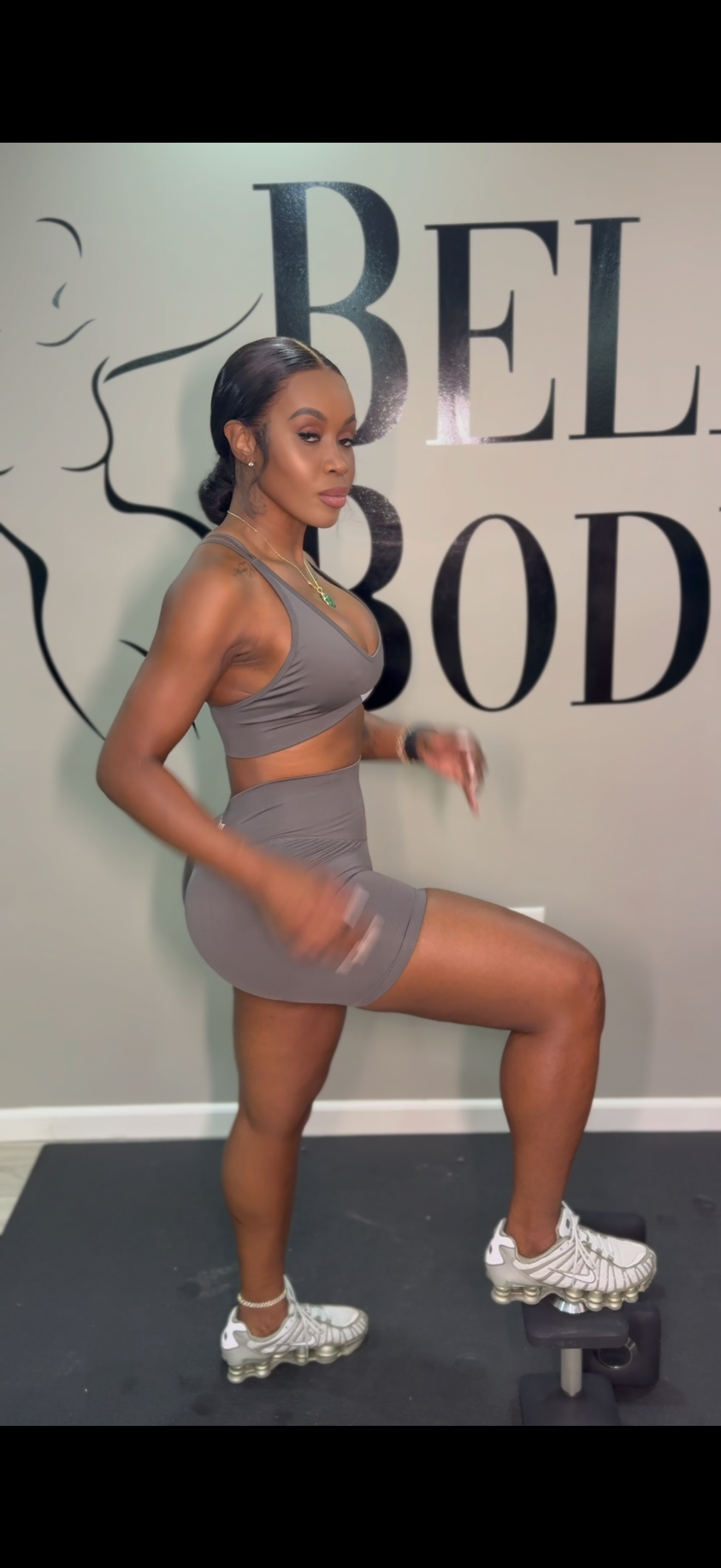 “Amoy” - 2pcs set Gray Short